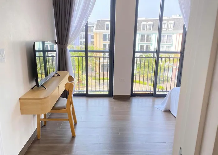 Chuỗi Bãi Cháy Hạ Long